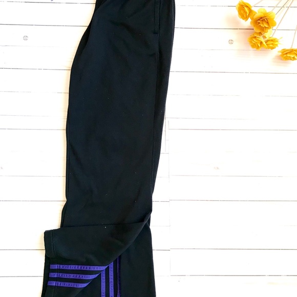 Adidas Original Track Pants Kids striped joggers - Picture 2 of 8